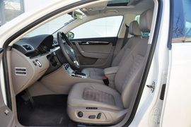 2013款大众迈腾2.0TSI