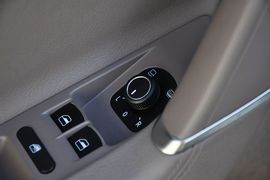 2013款大众迈腾2.0TSI