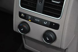 2013款大众迈腾2.0TSI