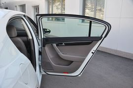 2013款大众迈腾2.0TSI