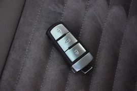 2013款大众迈腾2.0TSI