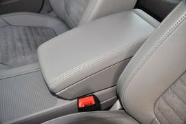 2013款大众迈腾2.0TSI