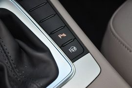 2013款大众迈腾2.0TSI