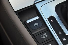 2013款大众迈腾2.0TSI