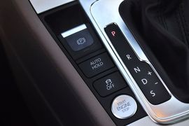 2013款大众迈腾2.0TSI