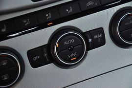 2013款大众迈腾2.0TSI