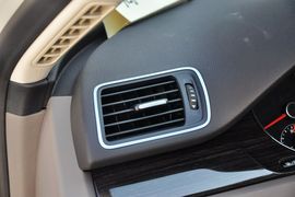 2013款大众迈腾2.0TSI