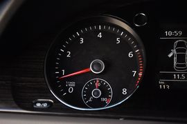 2013款大众迈腾2.0TSI