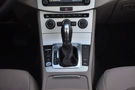 2013款大众迈腾2.0TSI