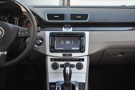 2013款大众迈腾2.0TSI