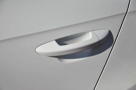 2013款大众迈腾2.0TSI