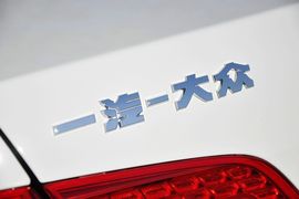 2013款大众迈腾2.0TSI