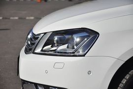 2013款大众迈腾2.0TSI