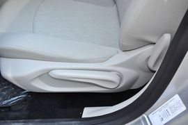 2014款雪铁龙全新爱丽舍1.6L