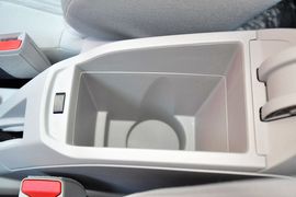 2014款雪铁龙全新爱丽舍1.6L
