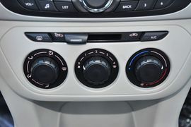 2014款雪铁龙全新爱丽舍1.6L