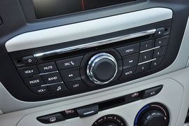 2014款雪铁龙全新爱丽舍1.6L