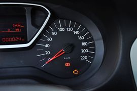 2014款雪铁龙全新爱丽舍1.6L