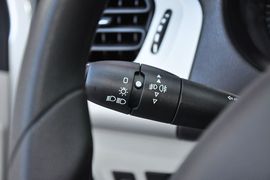 2014款雪铁龙全新爱丽舍1.6L