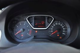2014款雪铁龙全新爱丽舍1.6L