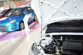 2012款长安悦翔V3