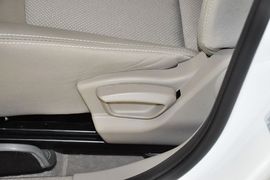 2012款长安悦翔V3