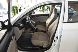 2012款长安悦翔V3