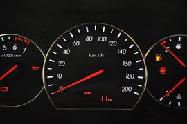 2012款长安悦翔V3