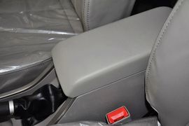 2012款吉利英伦SC3