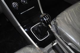 2012款吉利英伦SC3