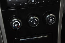 2012款吉利英伦SC3