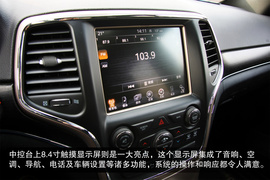 北京站试驾3.0LJEEP大切诺基