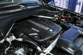 采用全新家族式设计