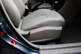 2013款新奔腾B50