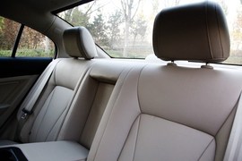 2013款新奔腾B50