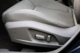 2013款新奔腾B50