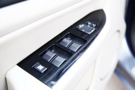 2013款新奔腾B50