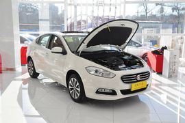 2014款菲亚特菲翔1.4T手动劲享版
