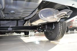 2013款北京汽车E系列三厢1.3L手动乐活型