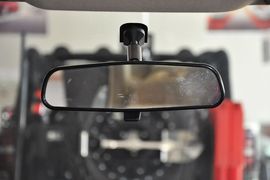 2013款北京汽车E系列三厢1.3L手动乐活型