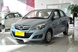 2013款北京汽车E系列三厢1.3L手动乐活型