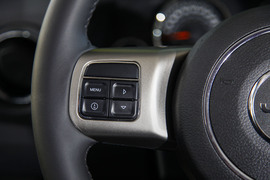 2014款Jeep自由客试驾