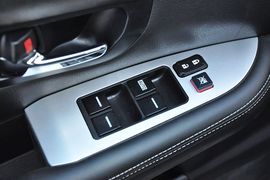 2013款比亚迪S6白金版2.0L手动精英型