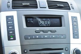 2013款比亚迪S6白金版2.0L手动精英型