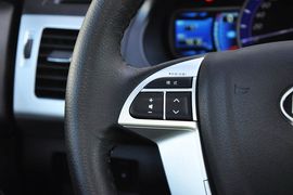 2013款比亚迪S6白金版2.0L手动精英型