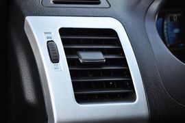 2013款比亚迪S6白金版2.0L手动精英型