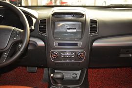 2013款起亚索兰托2.4GDI