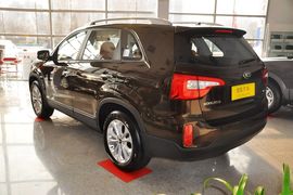 2013款起亚索兰托2.4GDI