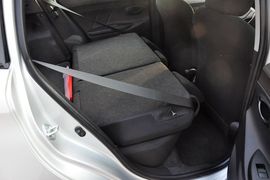 2014款丰田致炫1.3E自动魅动版