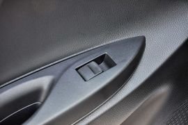 2014款丰田致炫1.3E自动魅动版